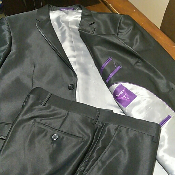 Tuxedo Suit - Picture 3 of 3